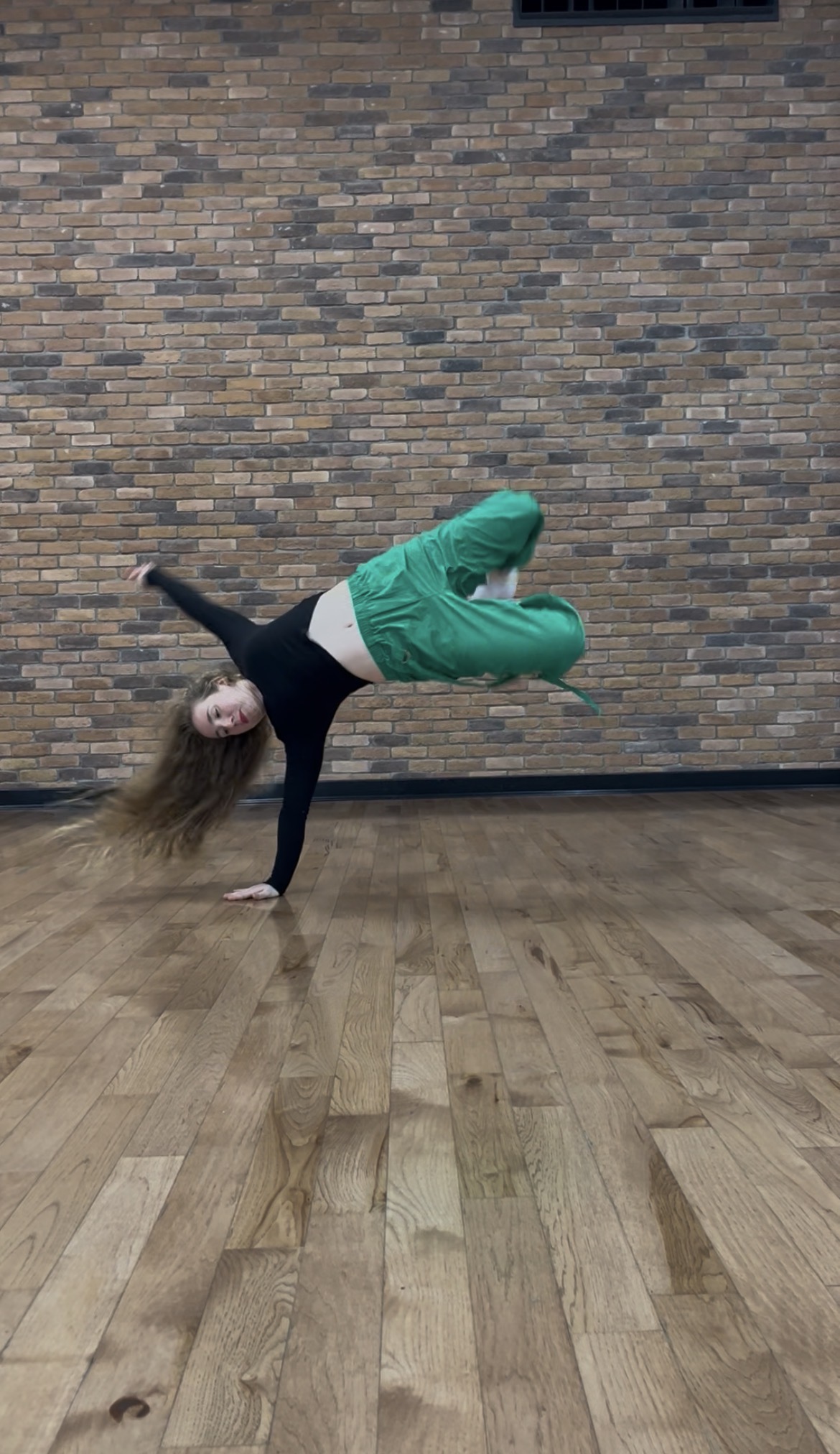 One-Arm Side Freeze